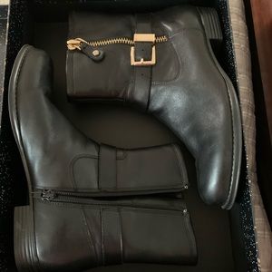 Issac Mizrahi black boots